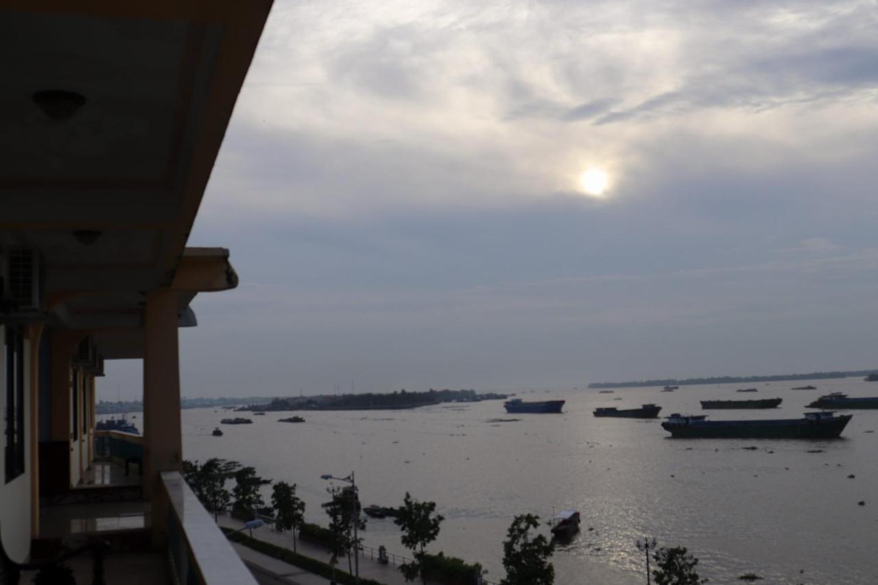 Rang Dong Hotel Mỹ Tho Exterior foto