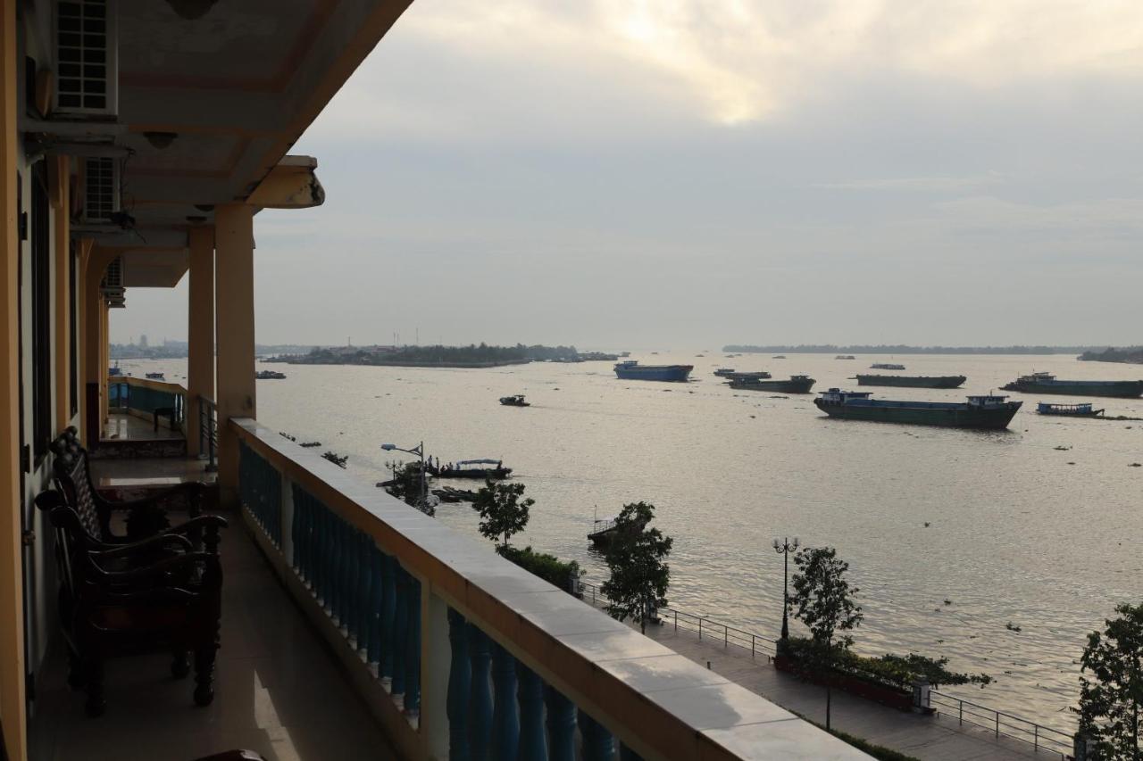 Rang Dong Hotel Mỹ Tho Exterior foto